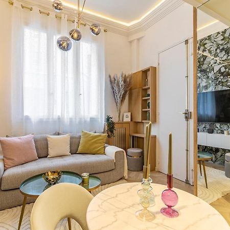 Le Studio Des Champs Elysees Париж Экстерьер фото