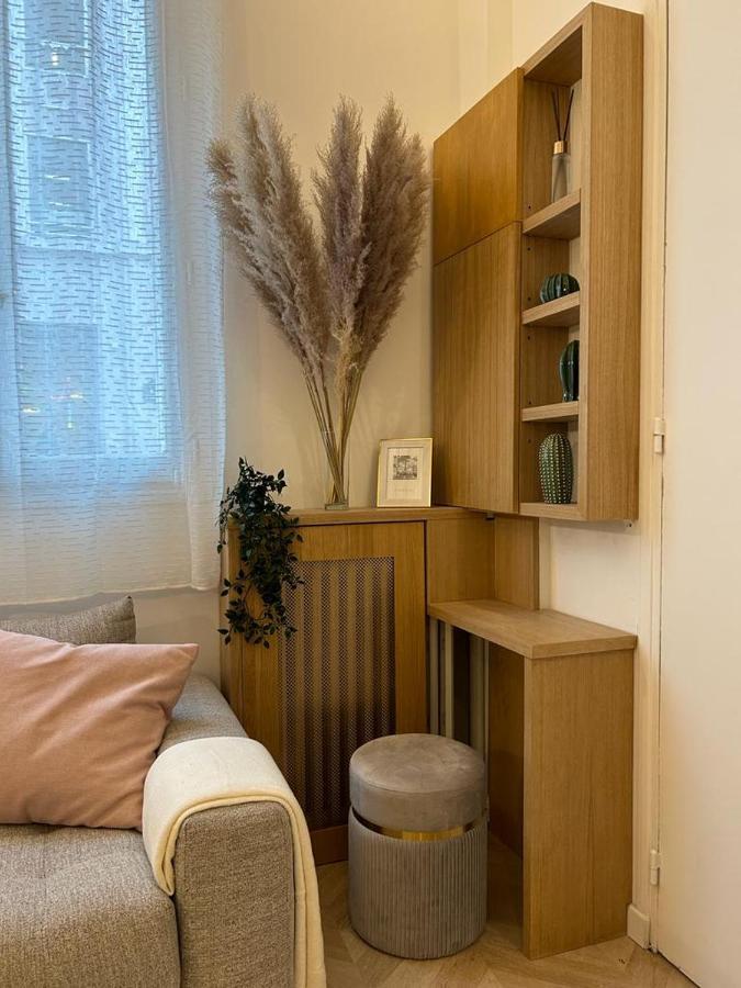 Le Studio Des Champs Elysees Париж Экстерьер фото