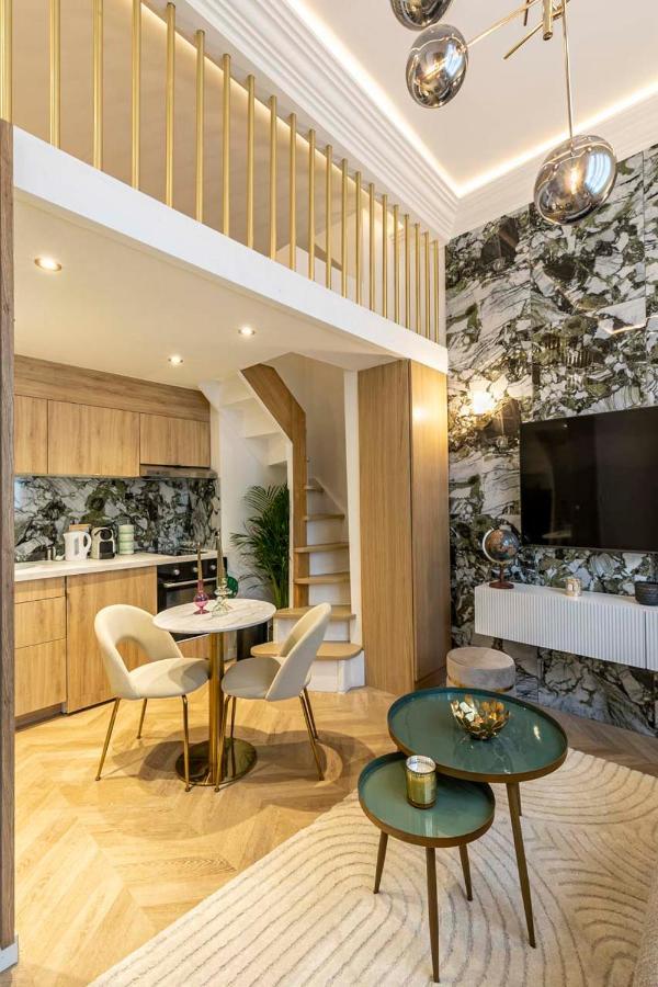 Le Studio Des Champs Elysees Париж Экстерьер фото